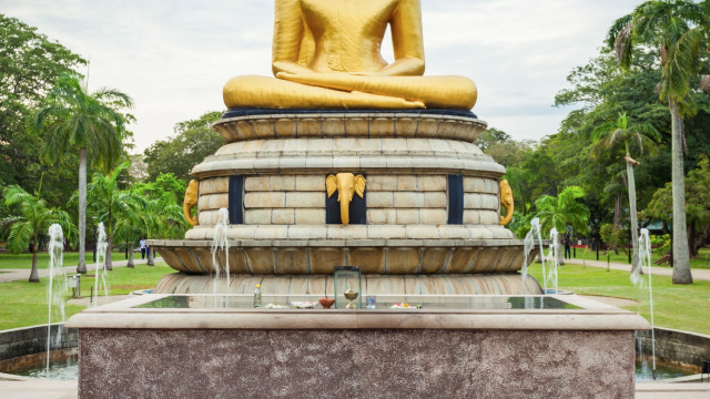 Viharamahadevi Park