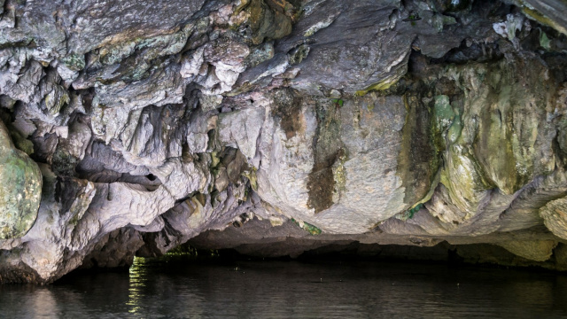 Trung Trang Cave